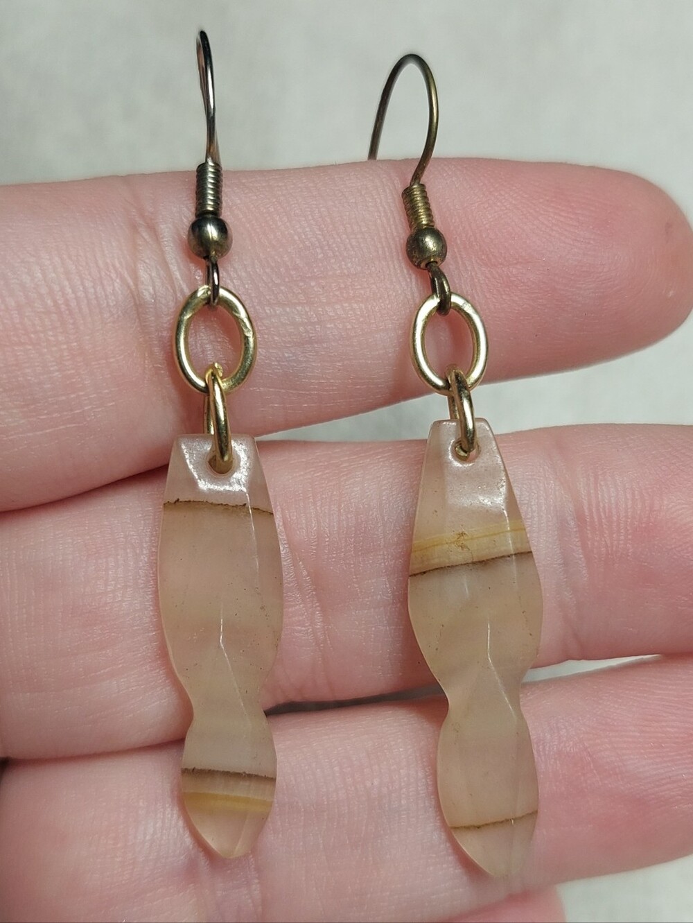Neutral Agate Drop Dangle Earrings - Beige Stone